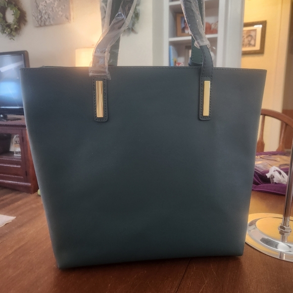 Joy & Iman Deep Teal Green 2 Piece Leather Tote With 2 Large Tassels NWOT - Picture 3 of 12